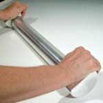 Akua Pin Press